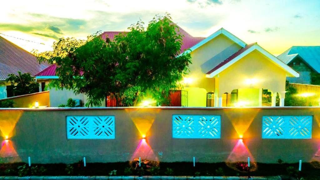 Safi House Panzió Boma la Ngombe Kültér fotó